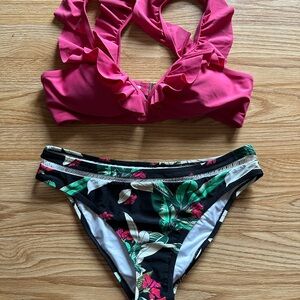 Cupshe Pink and Black Bikini with Ruffle Top